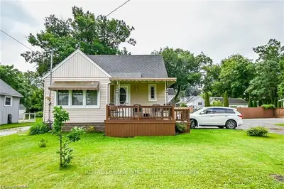 370 SUGARLOAF Street, Port Colborne, ON L3K 2P3