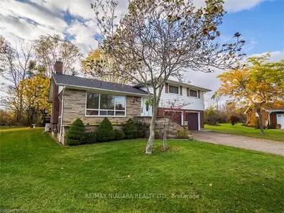 300 Olga Drive, Port Colborne, On L3k 5t9