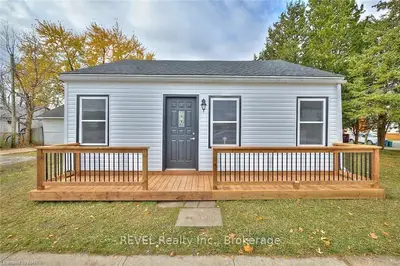 134 Southworth Street N, Welland, On L3b 1z2