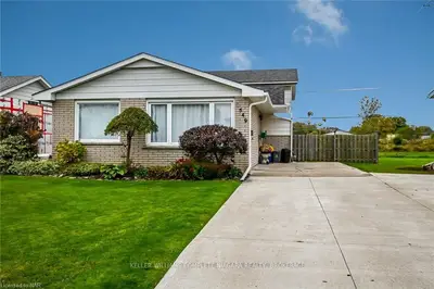 8549 Furlong Avenue, Niagara Falls, On L2g 6w9