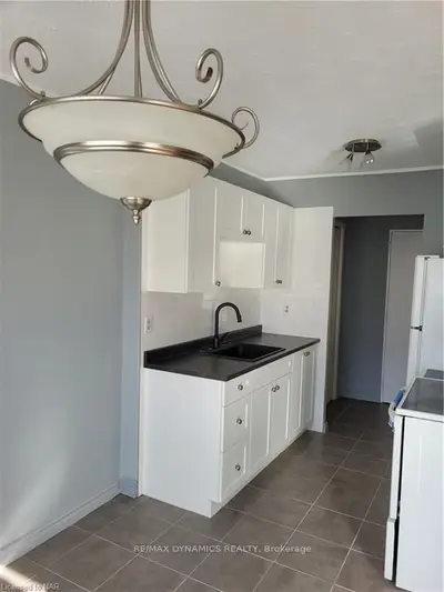 485 Thorold Road 117, Welland, On L3c 3x1