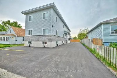 29 Afton Avenue 2, Welland, On L3b 1v6