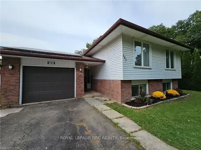 151 Gadsby Avenue, Welland, On L3c 1b1