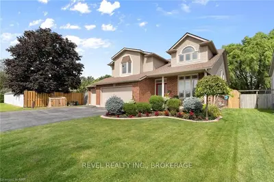 4015 Weinbrenner Road, Niagara Falls, On L2g 7x9