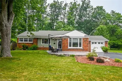 79 Drummond Crescent, Fort Erie, On L2a 1l4