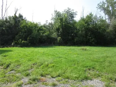 53 Perenack Avenue, Welland, On L3b 5n6