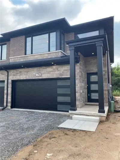 4552 Portage Road 75, Niagara Falls, On L2g 0b8
