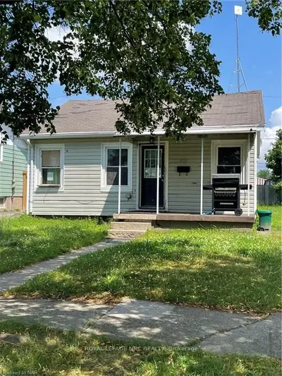 378 Morningstar Avenue, Welland, On L3b 5b4