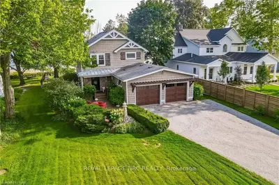 885 EDGEMERE Road, Fort Erie, ON L2A 1A7