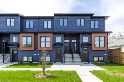 781 Clare Avenue 124, Welland, On L3c 0k1