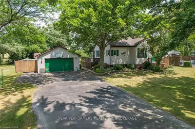 1374 Killaly Street E, Port Colborne, On L3k 5v3