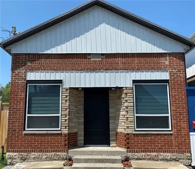 88 Nickel Street, Port Colborne, On L3k 1b4