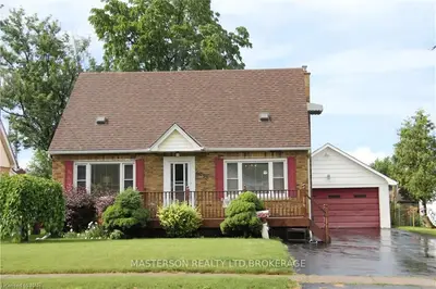 6053 Coholan Street, Niagara Falls, On L2j 1k7