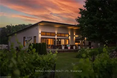 298 FOUR MILE CREEK Road, Niagara-on-the-Lake, ON L0S 1J0