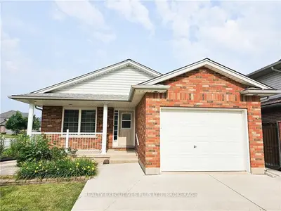 6937 Kelly Drive, Niagara Falls, On L2h 3j8
