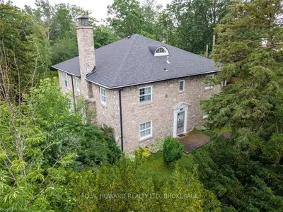 70 Bertie Street, Fort Erie, On L2a 1x9