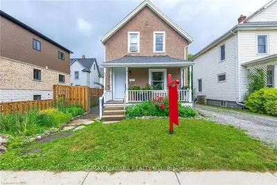 12 Elmview Street E, Welland, On L3c 4k5