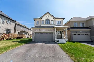 4 Bilanski Farm Road, Brantford, ON N3S 0J4
