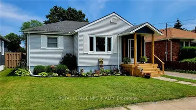 29 Pietz Avenue, Welland, On L3c 1z5