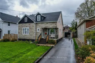 25 Wilton Avenue, Welland, On L3c 1z8