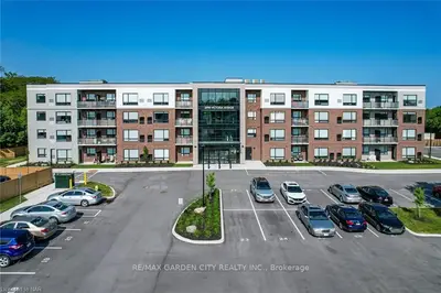 3998 VICTORIA Avenue 208, Lincoln, ON L0R 2C0