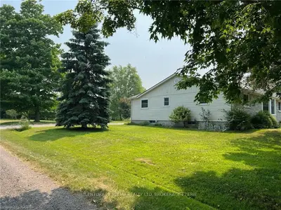 2087 Niagara Parkway, Fort Erie, On L2a 5m4
