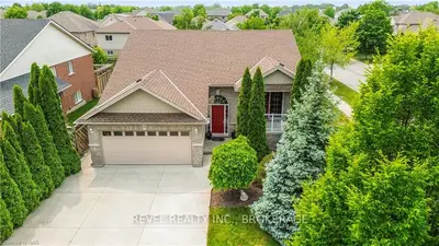 16 Bianca Drive, Niagara-on-the-lake, On L0s 1t0