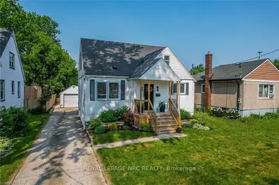168 Erie Street, Port Colborne, On L3k 4m4