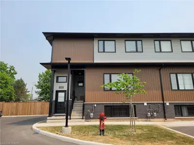 6591 Montrose Road 210, Niagara Falls, On L2h 1m3