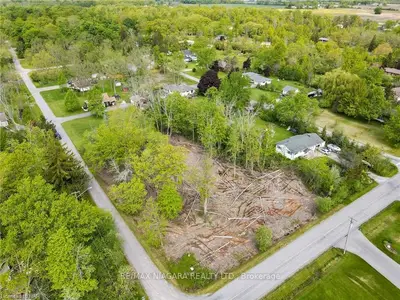 562-566 Shawnee Trail, Fort Erie, On L0s 1n0