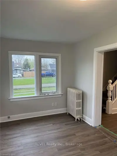 131 Broadway Avenue, Welland, On L3c 5l6
