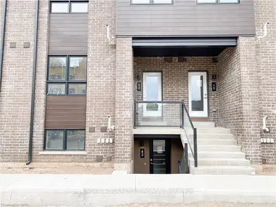 6705 Cropp Street 50, Niagara Falls, ON L2E 5J8