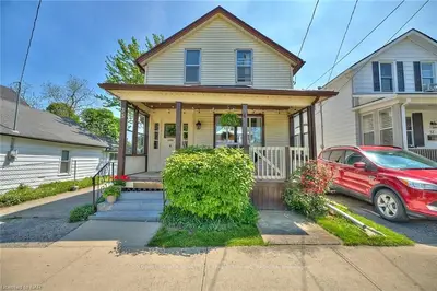35 Phipps Street, Fort Erie, On L2a 2v3