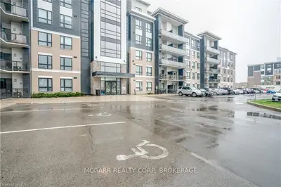 640 SAUVE Street 320, Milton, ON L9T 9A7