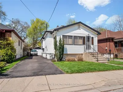 29 Marquis Street, St. Catharines, On L2r 4y7