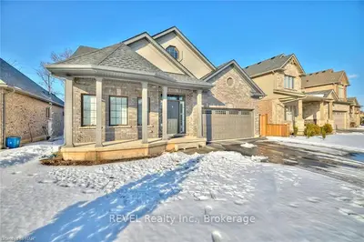 7487 Lionshead Avenue, Niagara Falls, On L2g 0a7