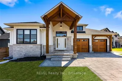 5 Woodbourne Court, Niagara-on-the-lake, On L0s 1p0