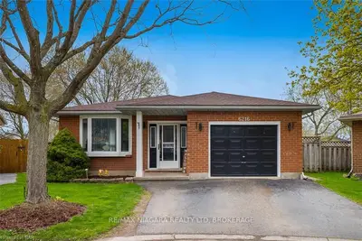 6216 Siena Court, Niagara Falls, On L2h 2t8