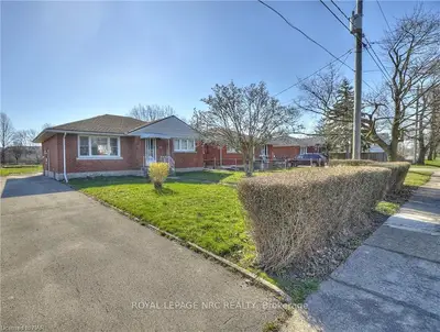 7182 Adams Avenue, Niagara Falls, On L2g 5h1