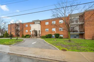 242 Oakdale Avenue 102, St. Catharines, On L2p 3k5