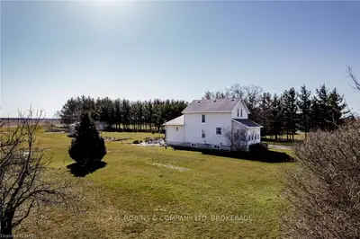 2791 Chippawa Road, Port Colborne, On L3k 5v5