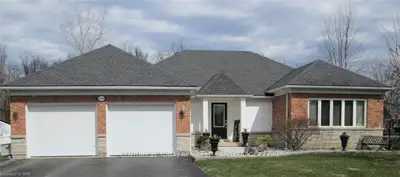 1390 Englewood Avenue, Fort Erie, On L2a 6s1