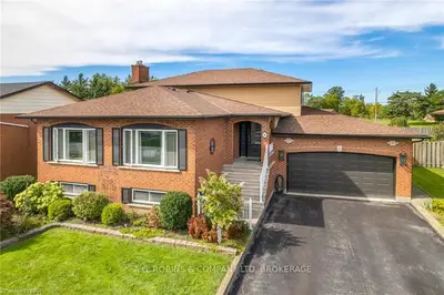 33 Third Avenue, Port Colborne, On L3k 5p2