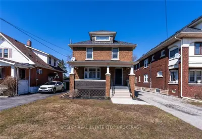 4967 Armoury Street, Niagara Falls, On L2e 1t3