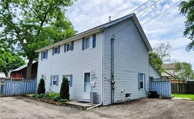 5070-5074 Ellis Lane, Niagara Falls, On L2e 3p3