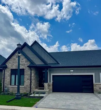 32 PEACHTREE Lane, Niagara-on-the-Lake, ON L0S 1T0