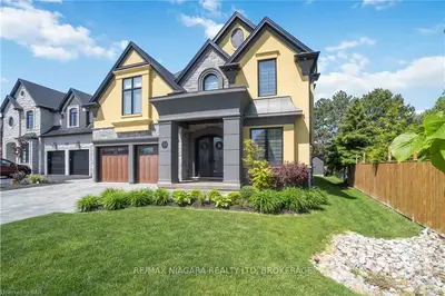 19 Woodbourne Court, Niagara-on-the-lake, On L0s 1j1