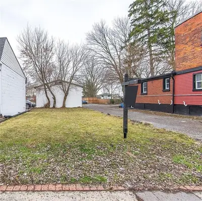 114 Main Street W, Port Colborne, On L3k 3v2