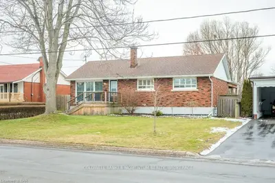 163 Carlton Avenue, Welland, On L3c 1r4