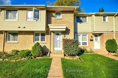 6767 THOROLD STONE Road 13, Niagara Falls, ON L2J 3W9